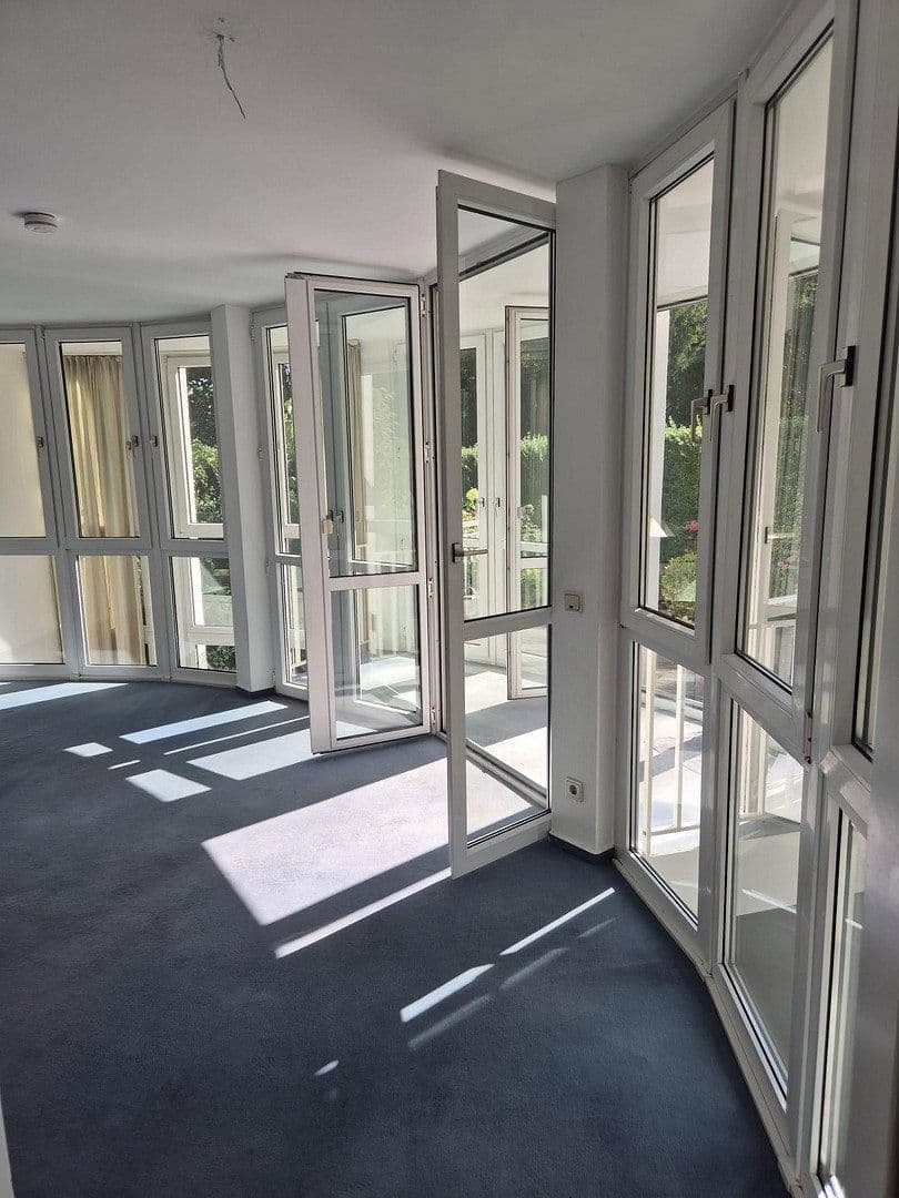 Predaj bytu 2-izbový 92 m², Berlin, Berlín Predaj bytu 2-izbový 92 m², Berlin, Berlín