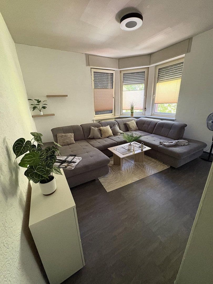 Prenájom bytu 3-izbový 70 m², Atzelhofstraße 24, Mannheim, Bádensko-Wurttembersko Prenájom bytu 3-izbový 70 m², Atzelhofstraße 24, Mannheim, Bádensko-Wurttembersko