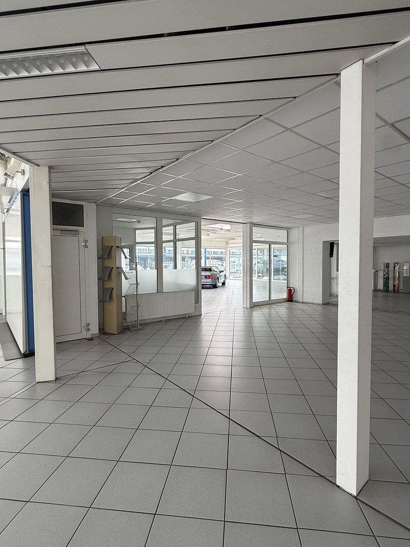 Prenájom nebytového priestoru 1.400 m², Lessingstraße 73, Neu Wulmstorf, Dolné Sasko Prenájom nebytového priestoru 1.400 m², Lessingstraße 73, Neu Wulmstorf, Dolné Sasko