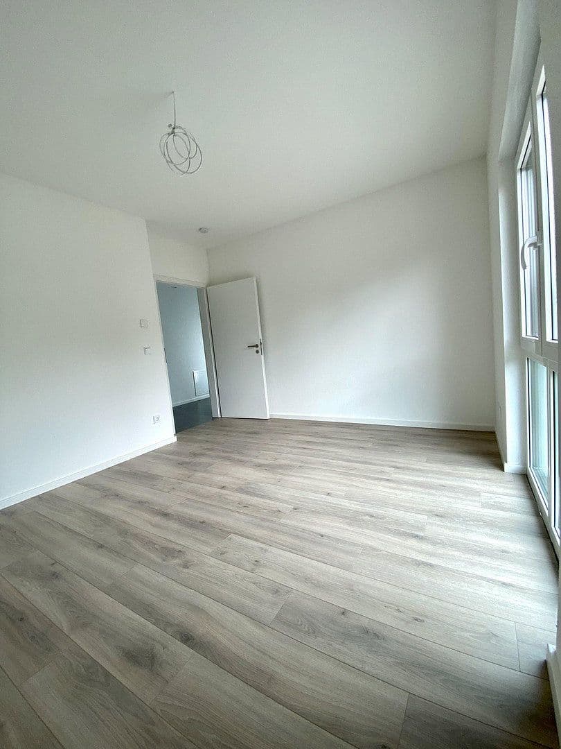 Prenájom bytu 4-izbový 120 m², Wiesengrund 29A, Elmenhorst, Šlezvicko-Holštajnsko Prenájom bytu 4-izbový 120 m², Wiesengrund 29A, Elmenhorst, Šlezvicko-Holštajnsko