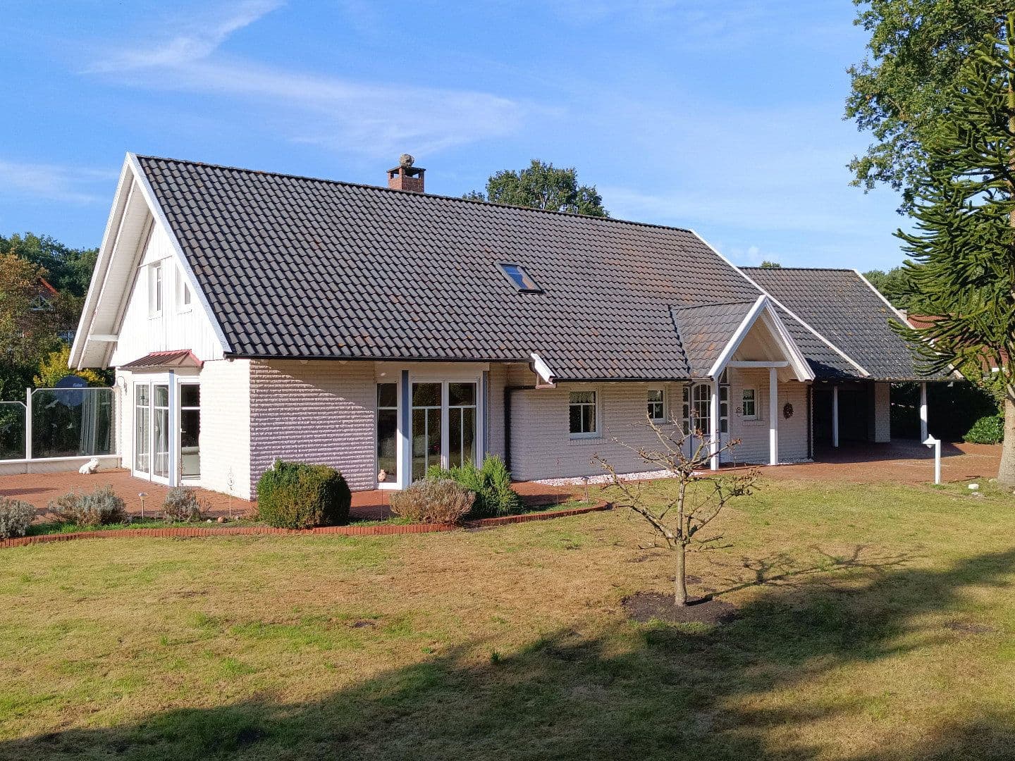 Predaj domu 160 m², pozemok 1.367 m², Aurich, Dolné Sasko Predaj domu 160 m², pozemok 1.367 m², Aurich, Dolné Sasko