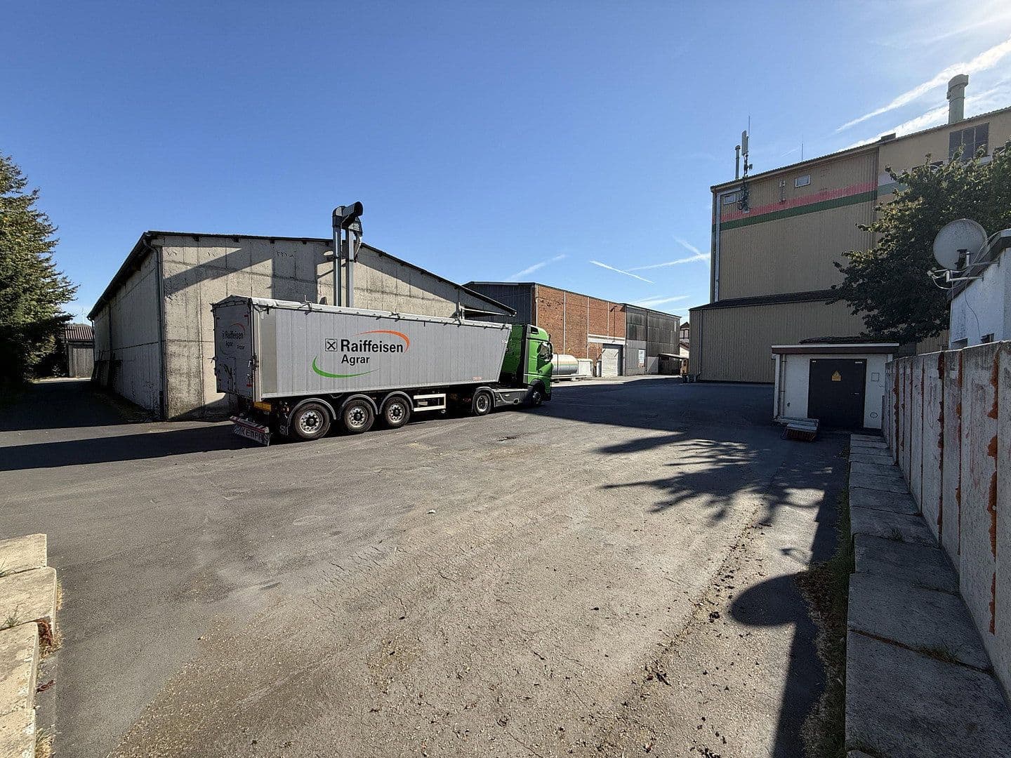 Predaj nebytového priestoru 4.281 m², Besser Straße 26, Gudensberg, Hesensko Predaj nebytového priestoru 4.281 m², Besser Straße 26, Gudensberg, Hesensko