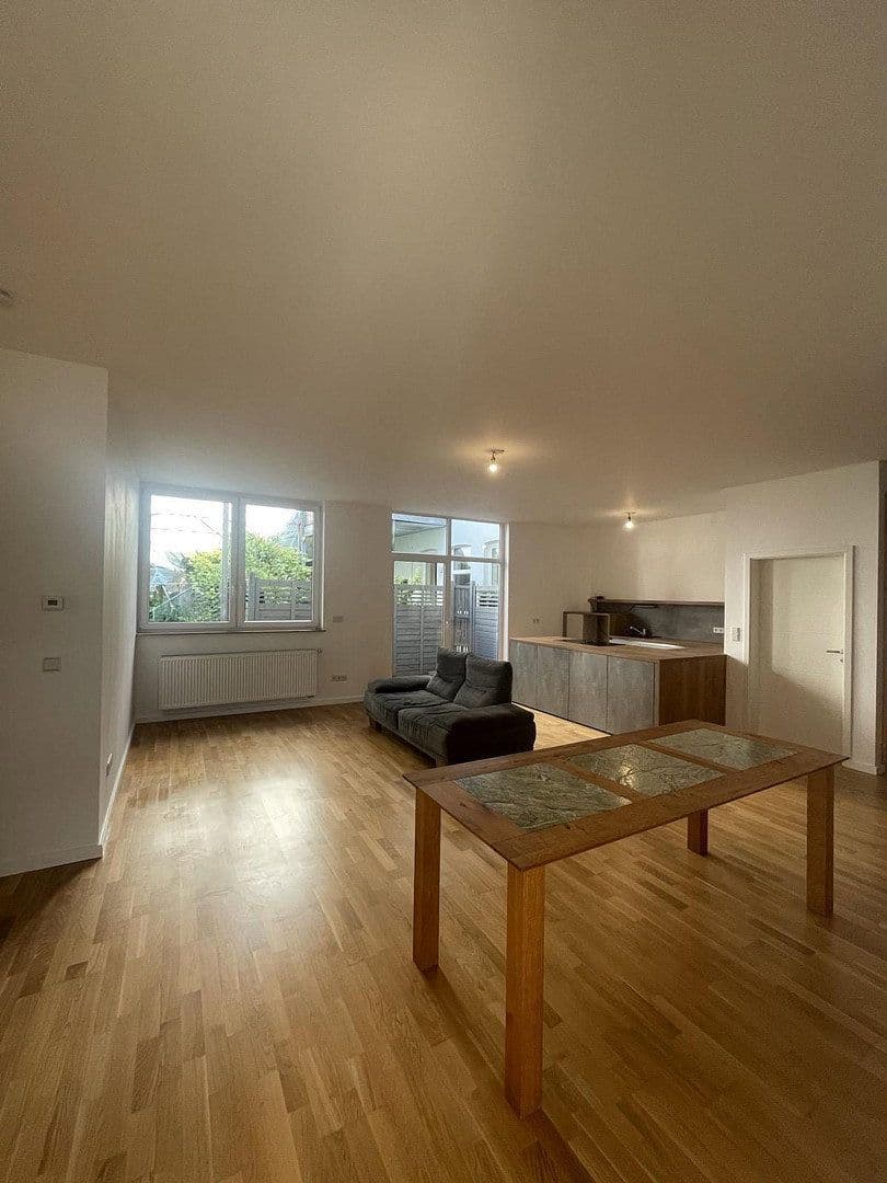 Predaj bytu 3-izbový 92 m², Goethestr. 15, Worms, Porýnie-Falcko Predaj bytu 3-izbový 92 m², Goethestr. 15, Worms, Porýnie-Falcko