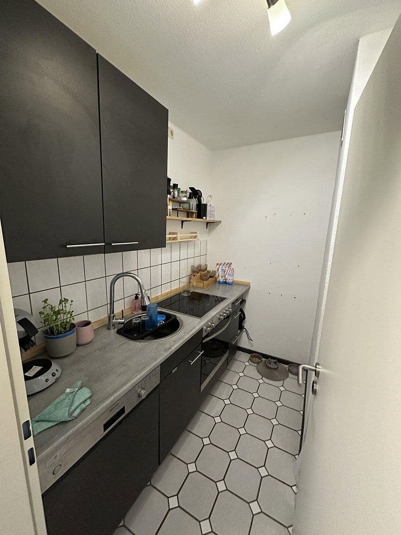 Prenájom bytu 2-izbový 40 m², Melbeckstr. 18, Solingen, Severné Porýnie - Westfálsko Prenájom bytu 2-izbový 40 m², Melbeckstr. 18, Solingen, Severné Porýnie - Westfálsko