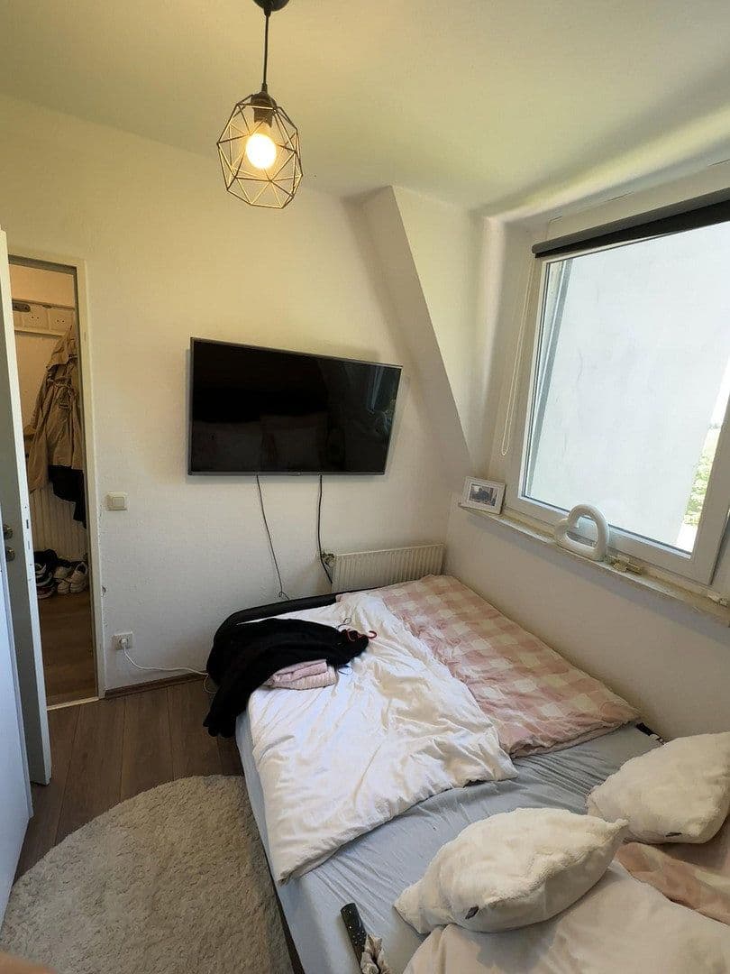 Prenájom bytu 2-izbový 40 m², Melbeckstr. 18, Solingen, Severné Porýnie - Westfálsko Prenájom bytu 2-izbový 40 m², Melbeckstr. 18, Solingen, Severné Porýnie - Westfálsko