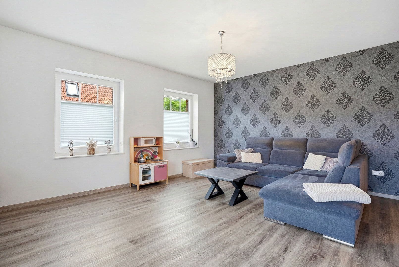 Predaj domu 193 m², pozemok 2.100 m², Westerholt, Dolné Sasko Predaj domu 193 m², pozemok 2.100 m², Westerholt, Dolné Sasko