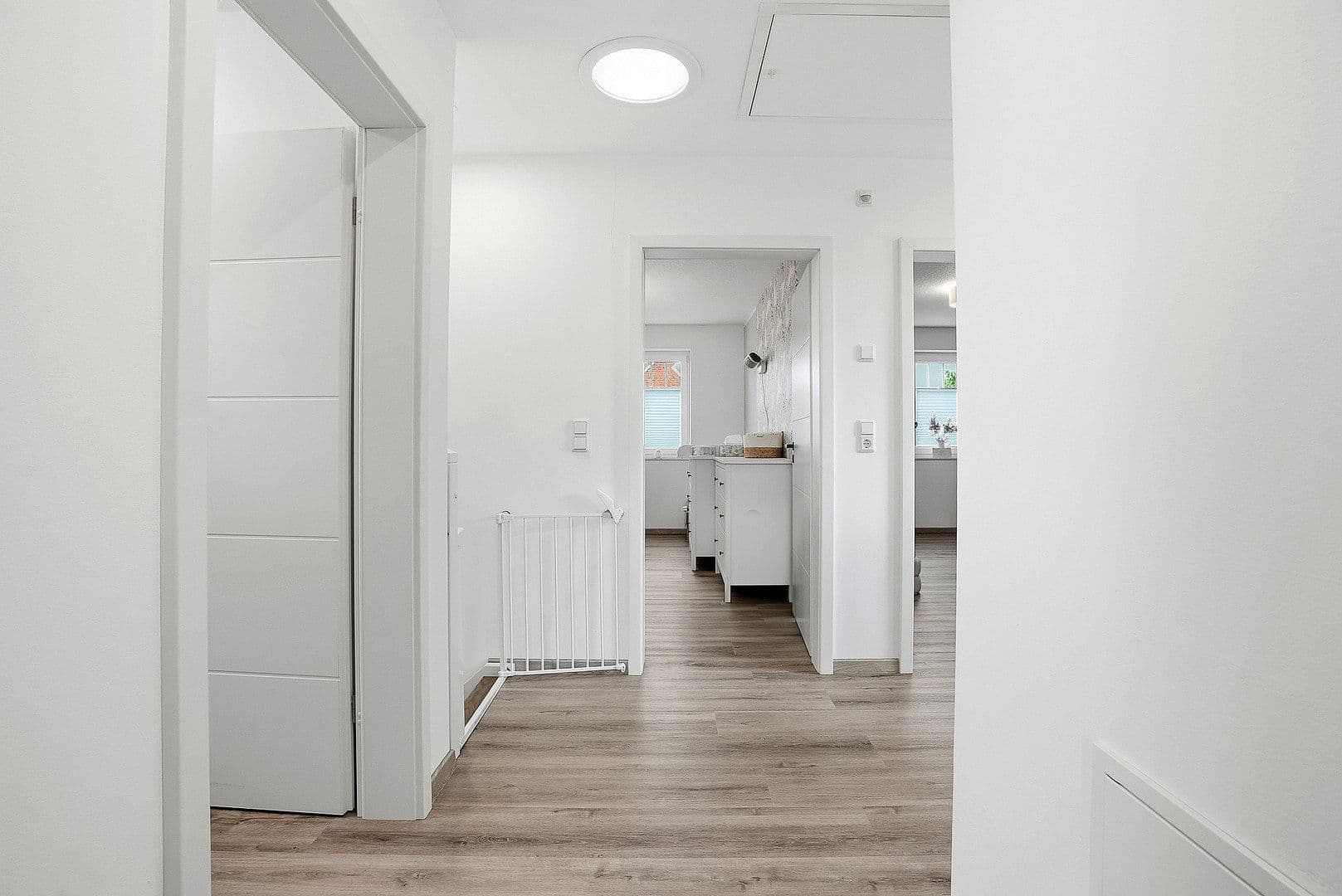 Predaj domu 193 m², pozemok 2.100 m², Westerholt, Dolné Sasko Predaj domu 193 m², pozemok 2.100 m², Westerholt, Dolné Sasko