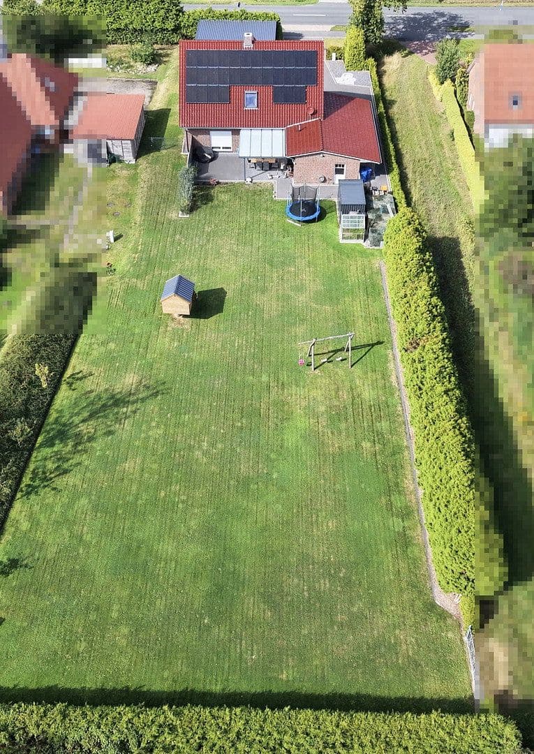 Predaj domu 193 m², pozemok 2.100 m², Westerholt, Dolné Sasko Predaj domu 193 m², pozemok 2.100 m², Westerholt, Dolné Sasko