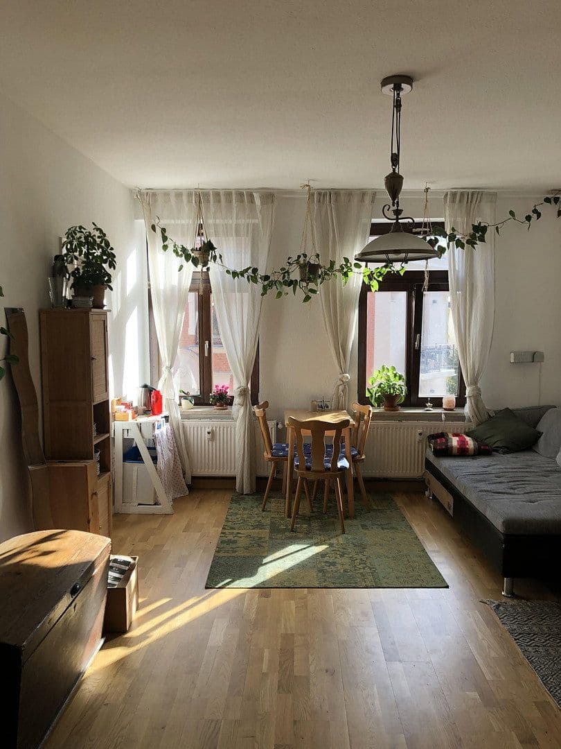 Prenájom bytu 3-izbový 74 m², Georg-Schwarz-Straße 40, Leipzig, Sasko Prenájom bytu 3-izbový 74 m², Georg-Schwarz-Straße 40, Leipzig, Sasko