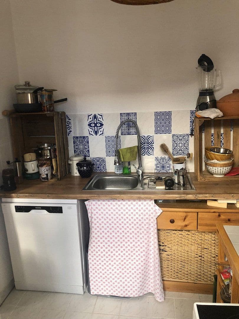 Prenájom bytu 3-izbový 74 m², Georg-Schwarz-Straße 40, Leipzig, Sasko Prenájom bytu 3-izbový 74 m², Georg-Schwarz-Straße 40, Leipzig, Sasko