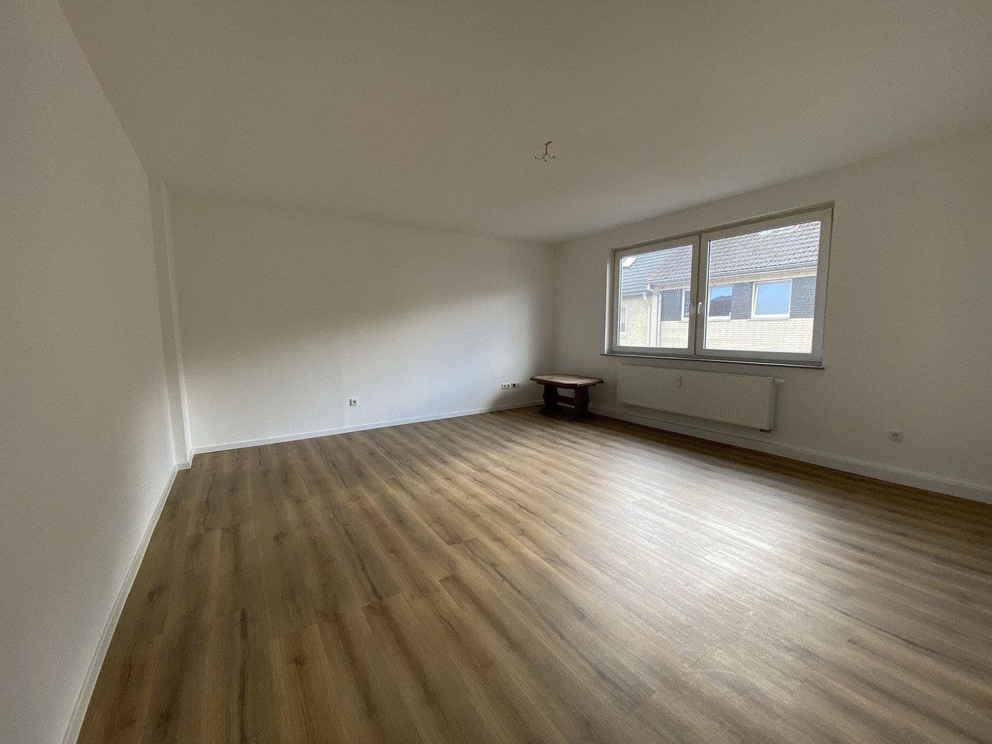 Prenájom bytu 1-izbový 47 m², Wuppertal, Severné Porýnie - Westfálsko Prenájom bytu 1-izbový 47 m², Wuppertal, Severné Porýnie - Westfálsko