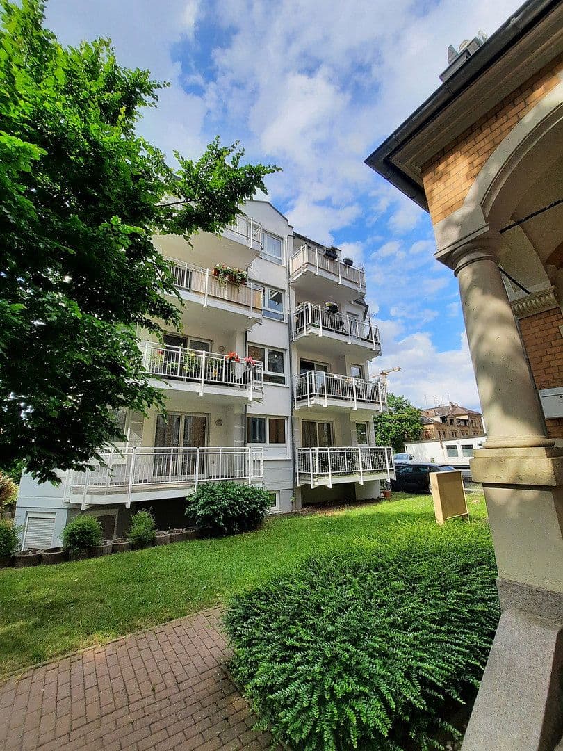 Predaj bytu 5-izbový 154 m², Amalienstraße 5 a, Zwickau, Sasko Predaj bytu 5-izbový 154 m², Amalienstraße 5 a, Zwickau, Sasko