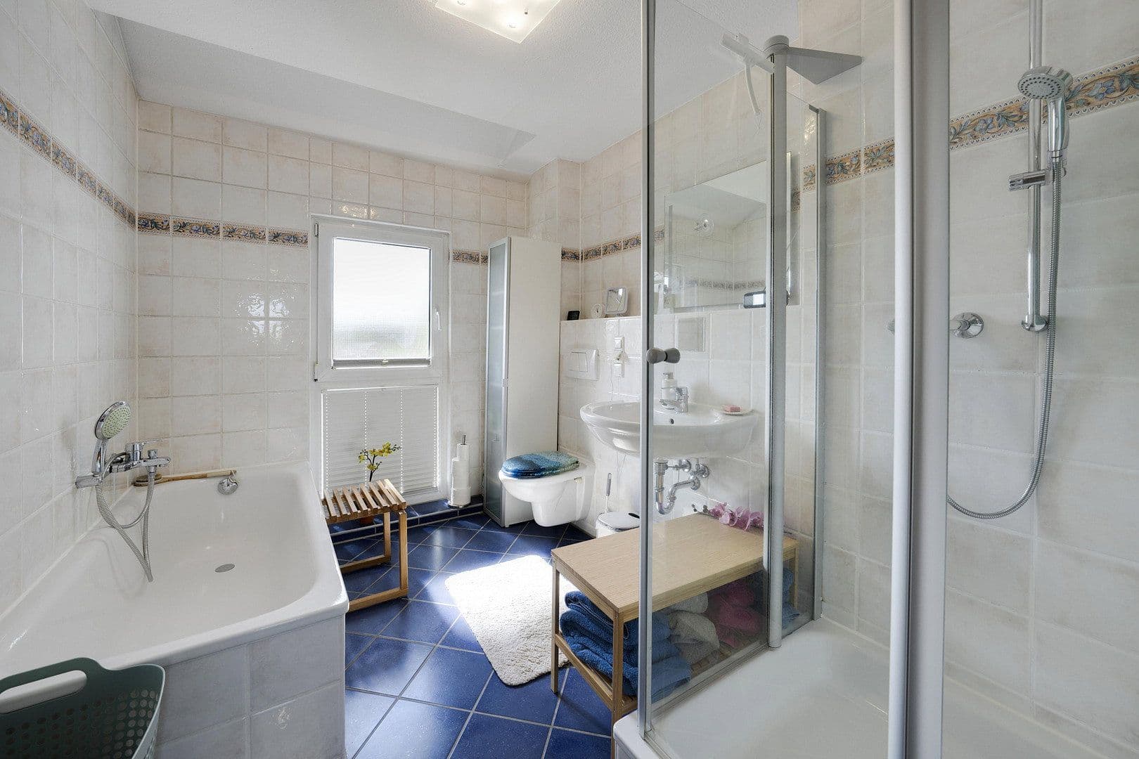 Predaj domu 134 m², pozemok 390 m², Alter Darmstädter Weg 15a, Roßdorf, Hesensko Predaj domu 134 m², pozemok 390 m², Alter Darmstädter Weg 15a, Roßdorf, Hesensko