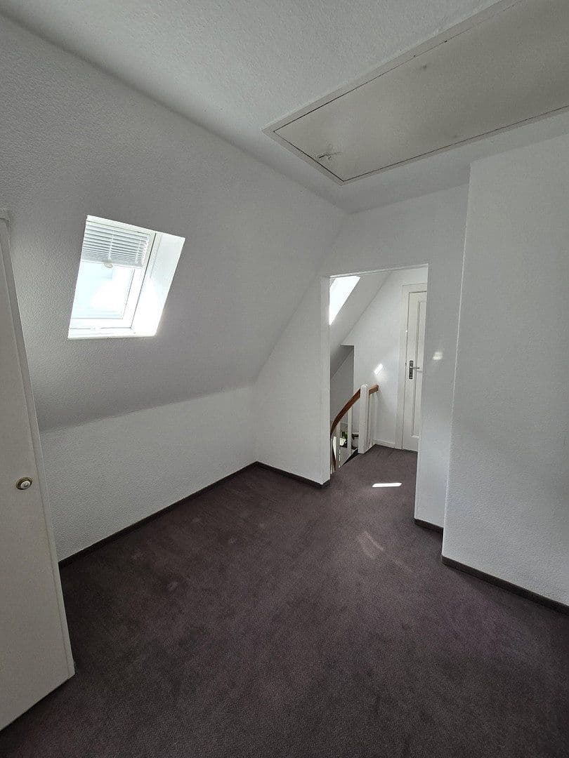Predaj domu 135 m², pozemok 691 m², Bremen, Brémy Predaj domu 135 m², pozemok 691 m², Bremen, Brémy