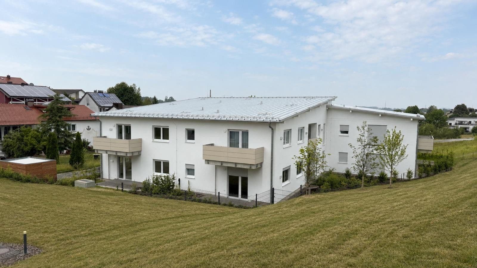 Prenájom bytu 3-izbový 107 m², Taufkirchen/Vils, Bavorsko Prenájom bytu 3-izbový 107 m², Taufkirchen/Vils, Bavorsko