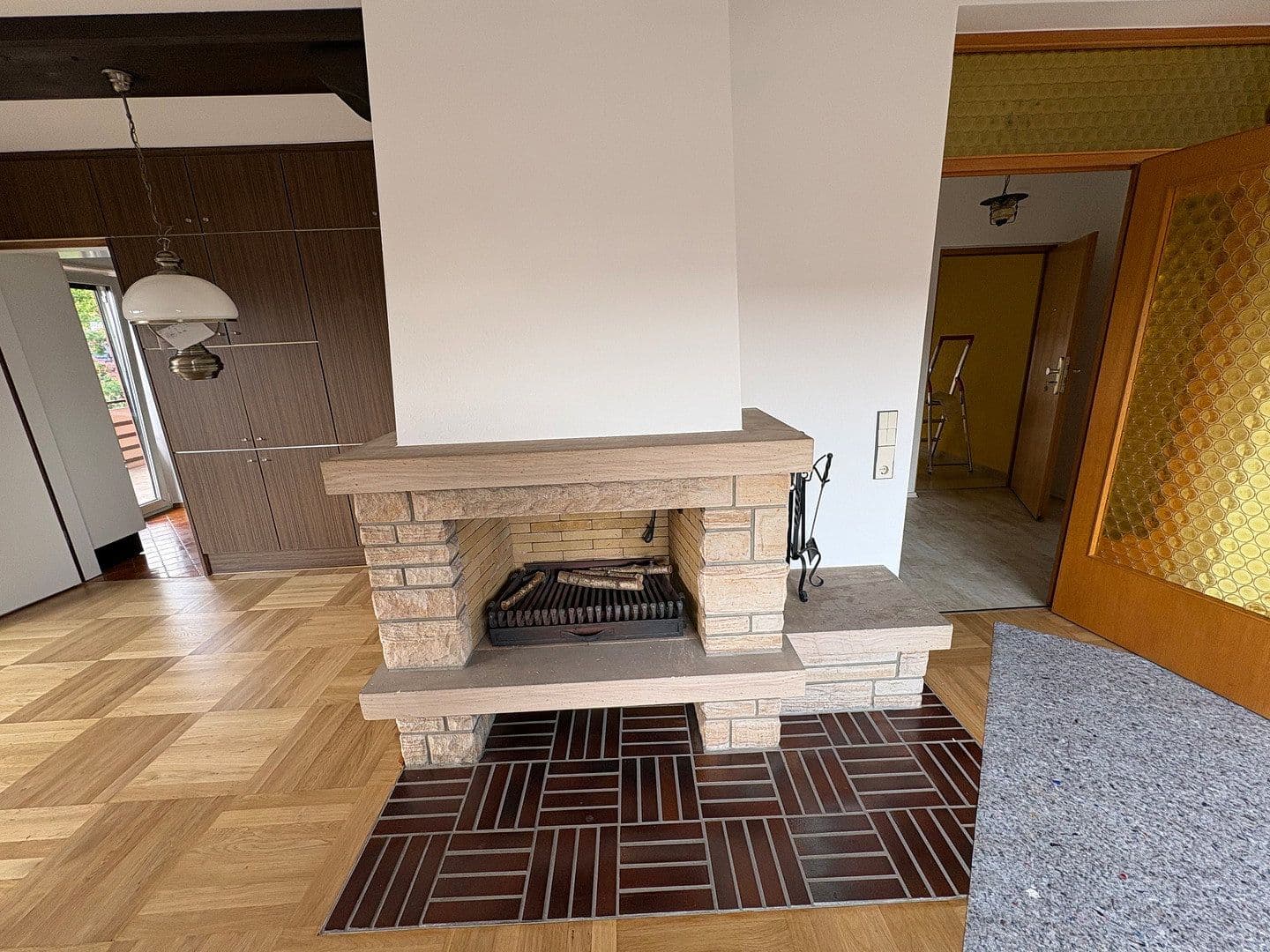Prenájom bytu 4-izbový 107 m², Edingen-Neckarhausen, Bádensko-Wurttembersko Prenájom bytu 4-izbový 107 m², Edingen-Neckarhausen, Bádensko-Wurttembersko