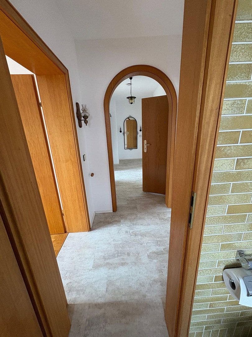 Prenájom bytu 4-izbový 107 m², Edingen-Neckarhausen, Bádensko-Wurttembersko Prenájom bytu 4-izbový 107 m², Edingen-Neckarhausen, Bádensko-Wurttembersko