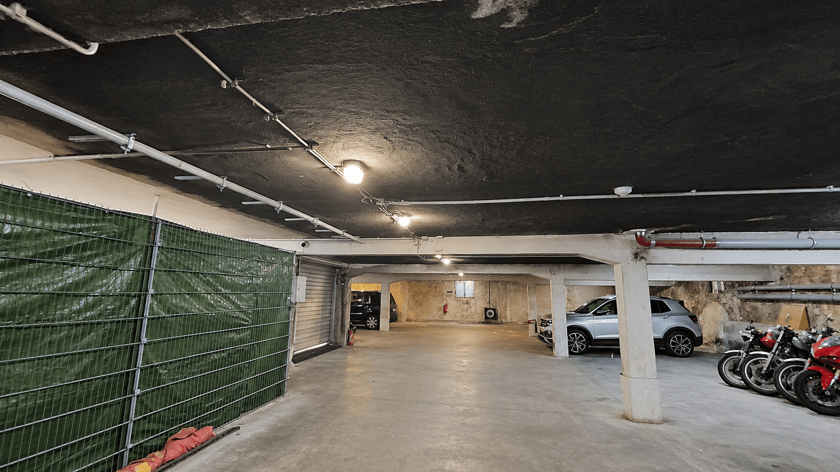 Prenájom garáže 13 m², Gneisenaustr. 3, Berlin, Berlín Prenájom garáže 13 m², Gneisenaustr. 3, Berlin, Berlín