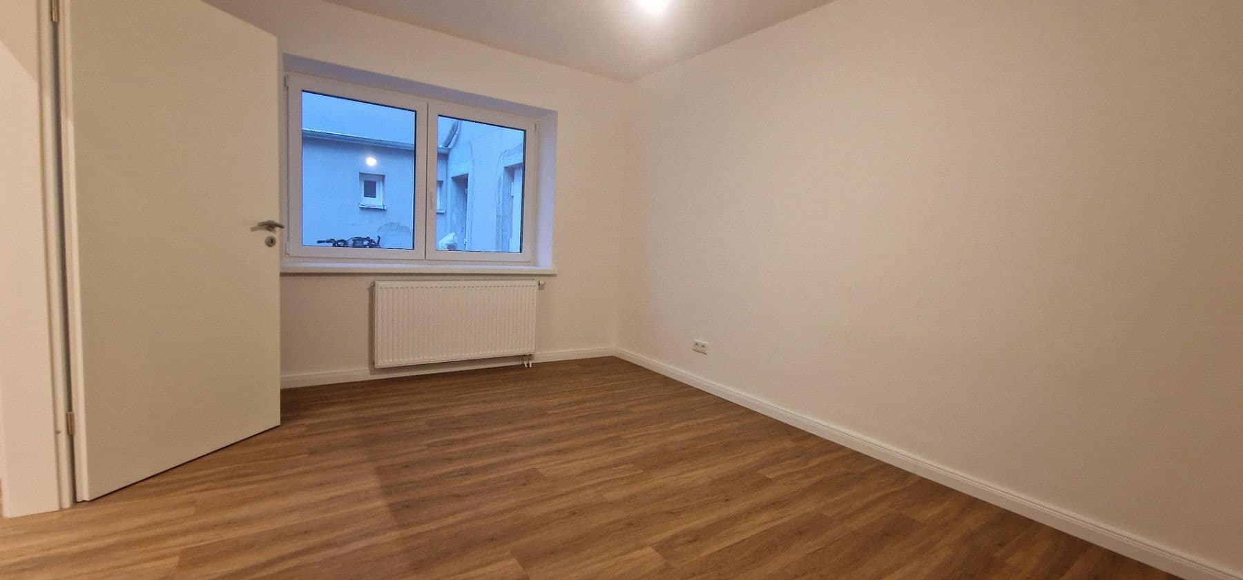 Prenájom bytu 3-izbový 76 m², Moststraße 7, Bayern - Fürth, Bavorsko Prenájom bytu 3-izbový 76 m², Moststraße 7, Bayern - Fürth, Bavorsko