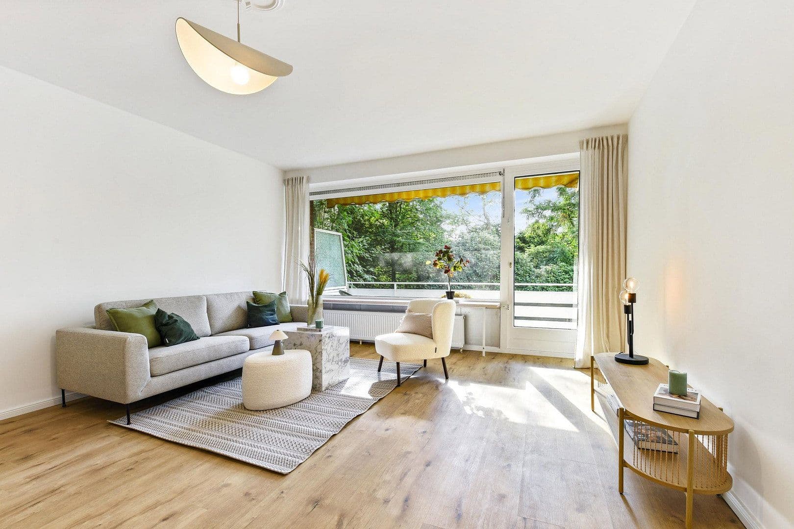 Predaj bytu 4-izbový 98 m², Hamburg, Hamburg Predaj bytu 4-izbový 98 m², Hamburg, Hamburg