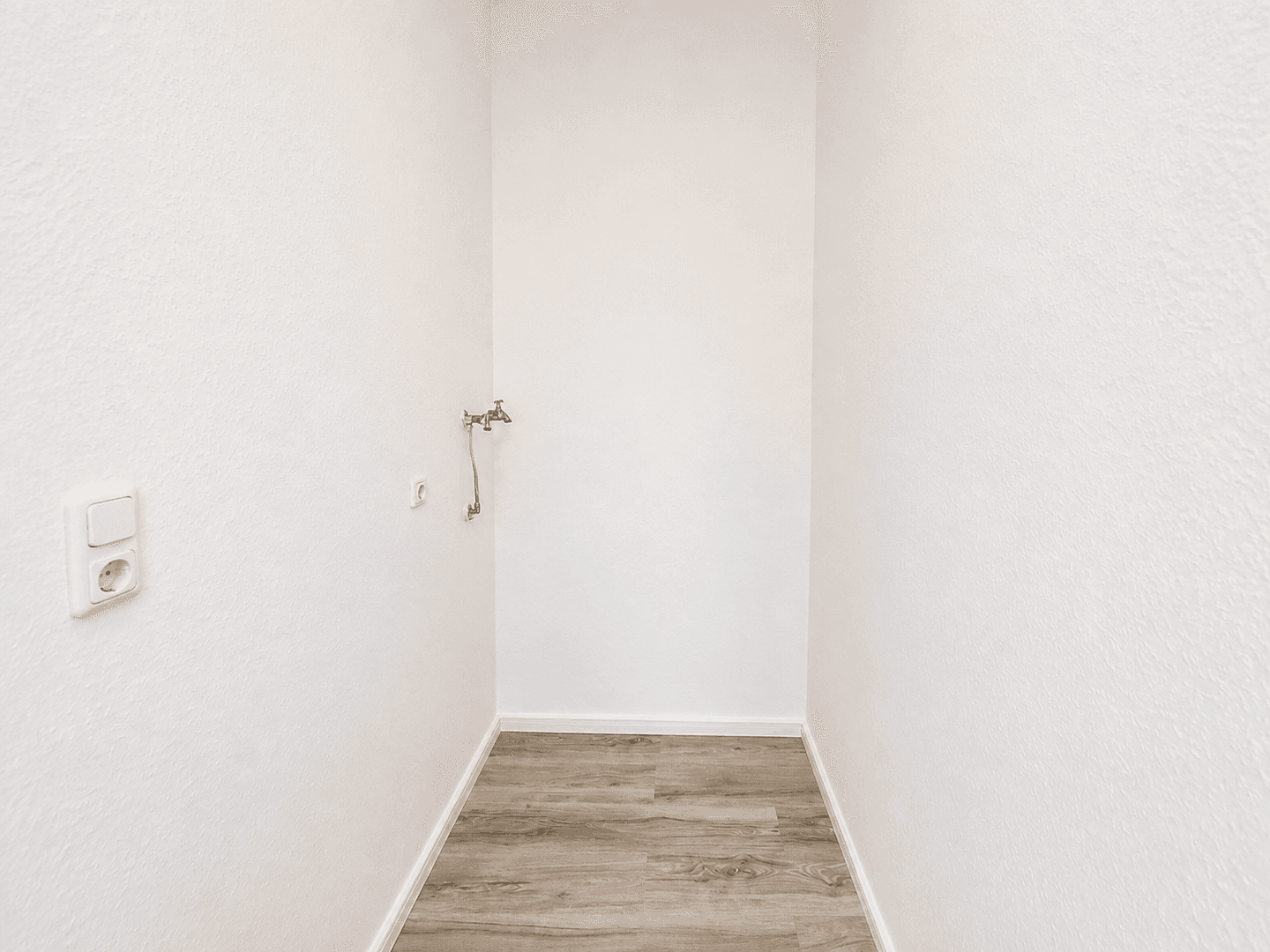 Prenájom bytu 3-izbový 71 m², Schillerstr. 5a, Wilhelmshaven, Dolné Sasko Prenájom bytu 3-izbový 71 m², Schillerstr. 5a, Wilhelmshaven, Dolné Sasko