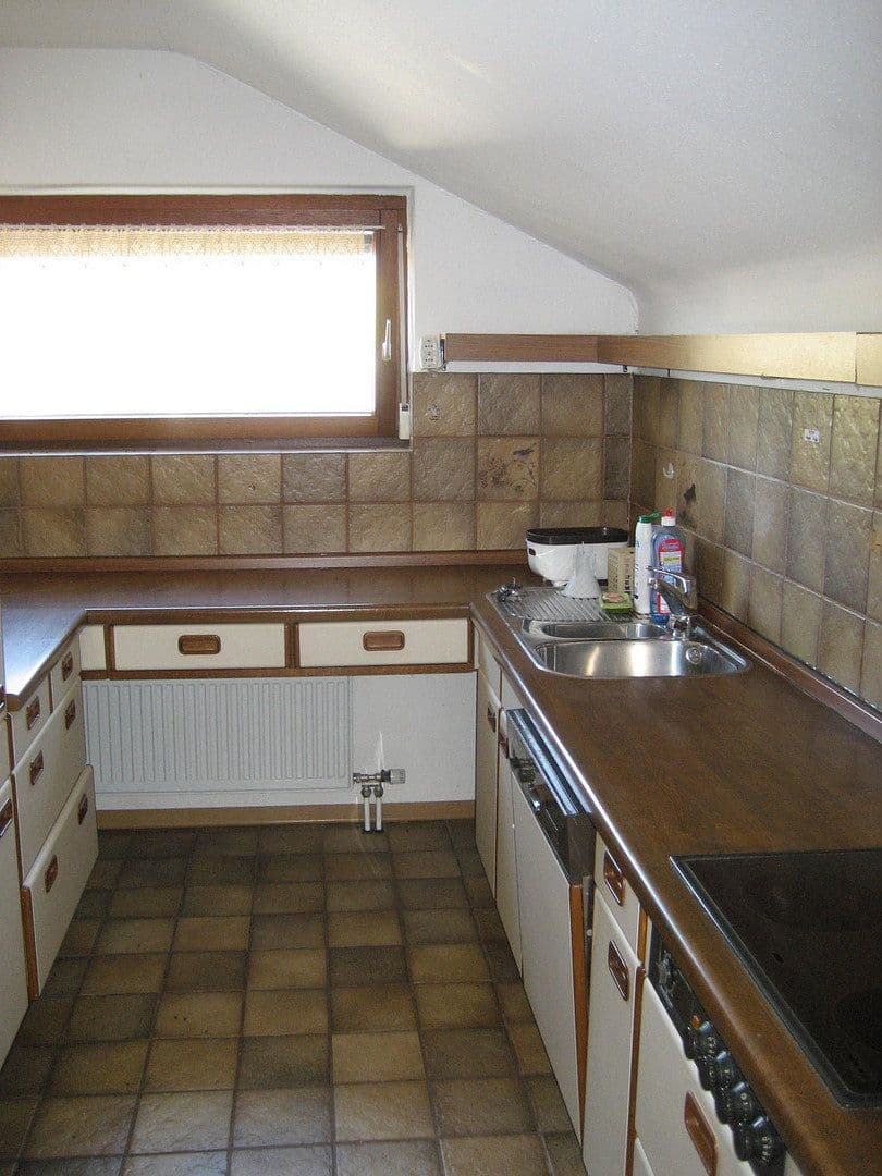 Prenájom bytu 3-izbový 82 m², Beilstein, Bádensko-Wurttembersko Prenájom bytu 3-izbový 82 m², Beilstein, Bádensko-Wurttembersko