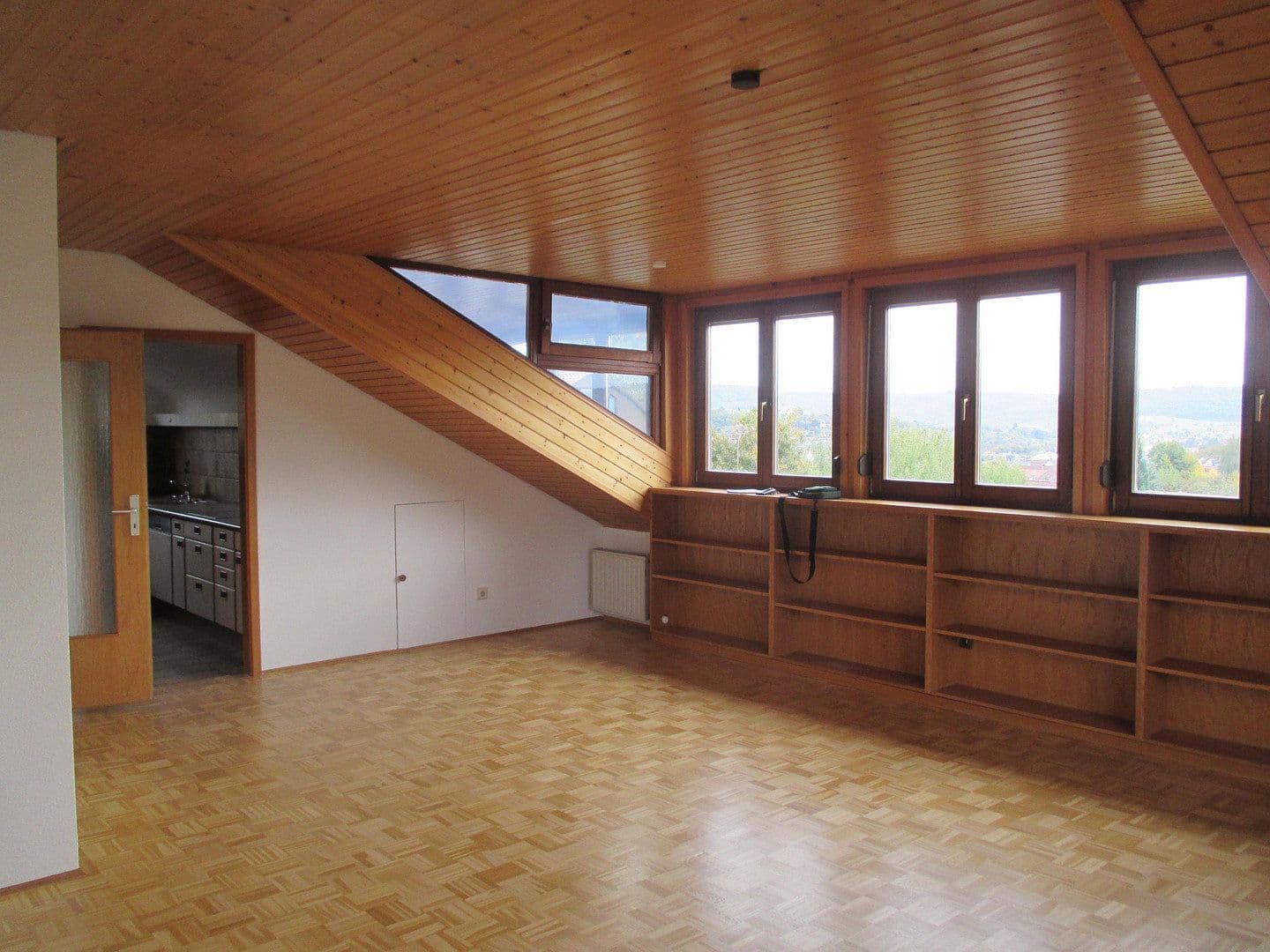 Prenájom bytu 3-izbový 82 m², Beilstein, Bádensko-Wurttembersko Prenájom bytu 3-izbový 82 m², Beilstein, Bádensko-Wurttembersko