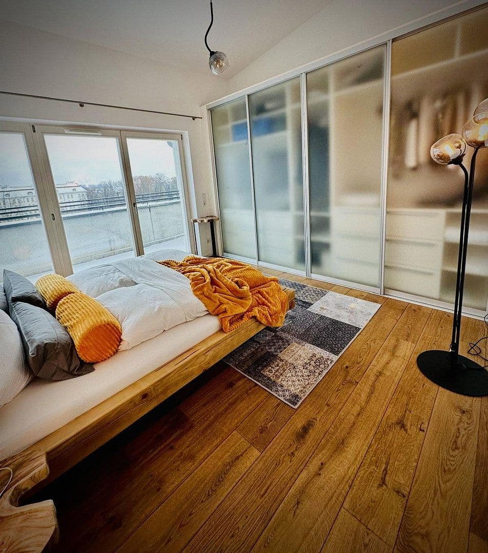Predaj bytu 3-izbový 92 m², Gutenbergstr. 33, Berlin, Berlín Predaj bytu 3-izbový 92 m², Gutenbergstr. 33, Berlin, Berlín