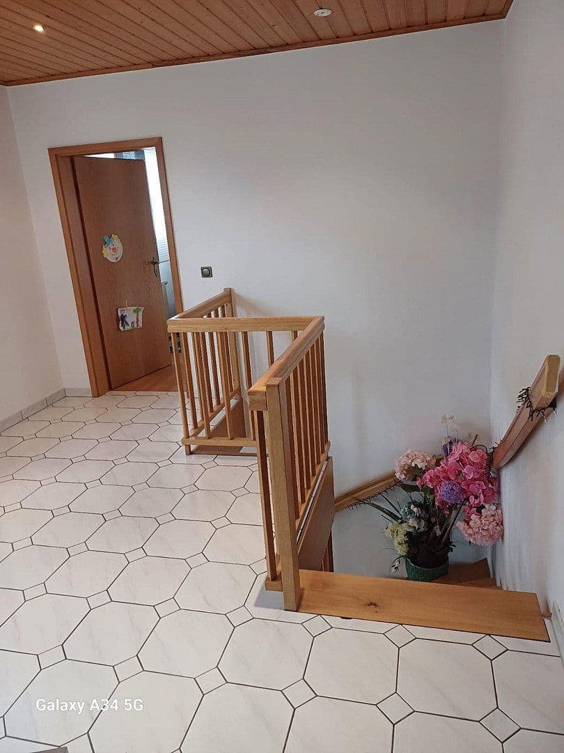 Predaj domu 180 m², pozemok 400 m², Norath, Porýnie-Falcko Predaj domu 180 m², pozemok 400 m², Norath, Porýnie-Falcko