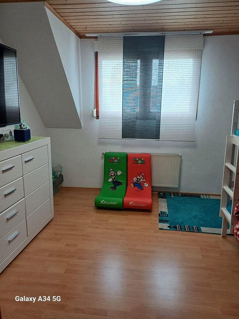 Predaj domu 180 m², pozemok 400 m², Norath, Porýnie-Falcko Predaj domu 180 m², pozemok 400 m², Norath, Porýnie-Falcko