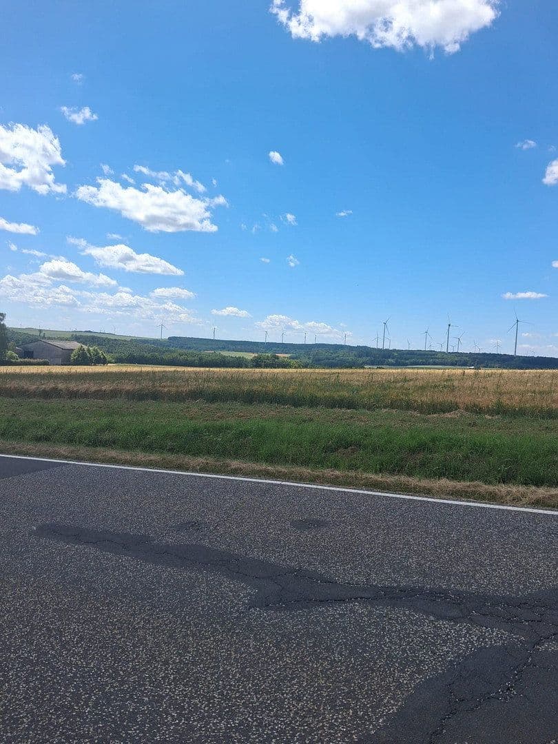 Predaj domu 180 m², pozemok 400 m², Norath, Porýnie-Falcko Predaj domu 180 m², pozemok 400 m², Norath, Porýnie-Falcko