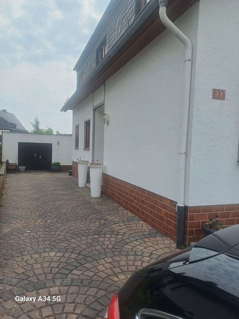 Predaj domu 180 m², pozemok 400 m², Norath, Porýnie-Falcko Predaj domu 180 m², pozemok 400 m², Norath, Porýnie-Falcko