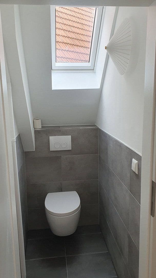 Prenájom bytu 4-izbový 85 m², Ditzingen, Bádensko-Wurttembersko Prenájom bytu 4-izbový 85 m², Ditzingen, Bádensko-Wurttembersko