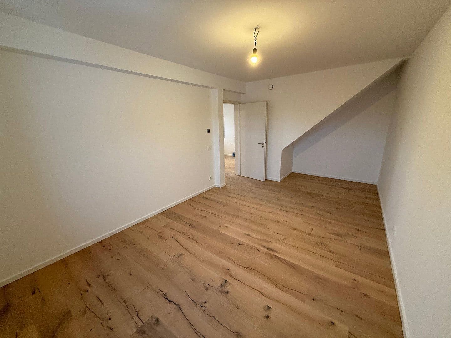 Prenájom bytu 3-izbový 102 m², Mühlenstr. 11, Rochau, Sasko-Anhaltsko Prenájom bytu 3-izbový 102 m², Mühlenstr. 11, Rochau, Sasko-Anhaltsko