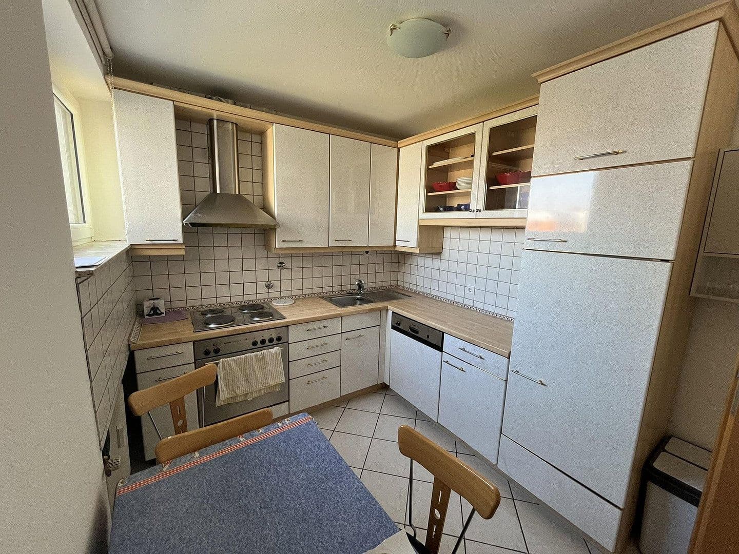 Prenájom bytu 3-izbový 95 m², Alter Kirchweg 6, Langenfeld (Rheinland), Severné Porýnie - Westfálsko Prenájom bytu 3-izbový 95 m², Alter Kirchweg 6, Langenfeld (Rheinland), Severné Porýnie - Westfálsko
