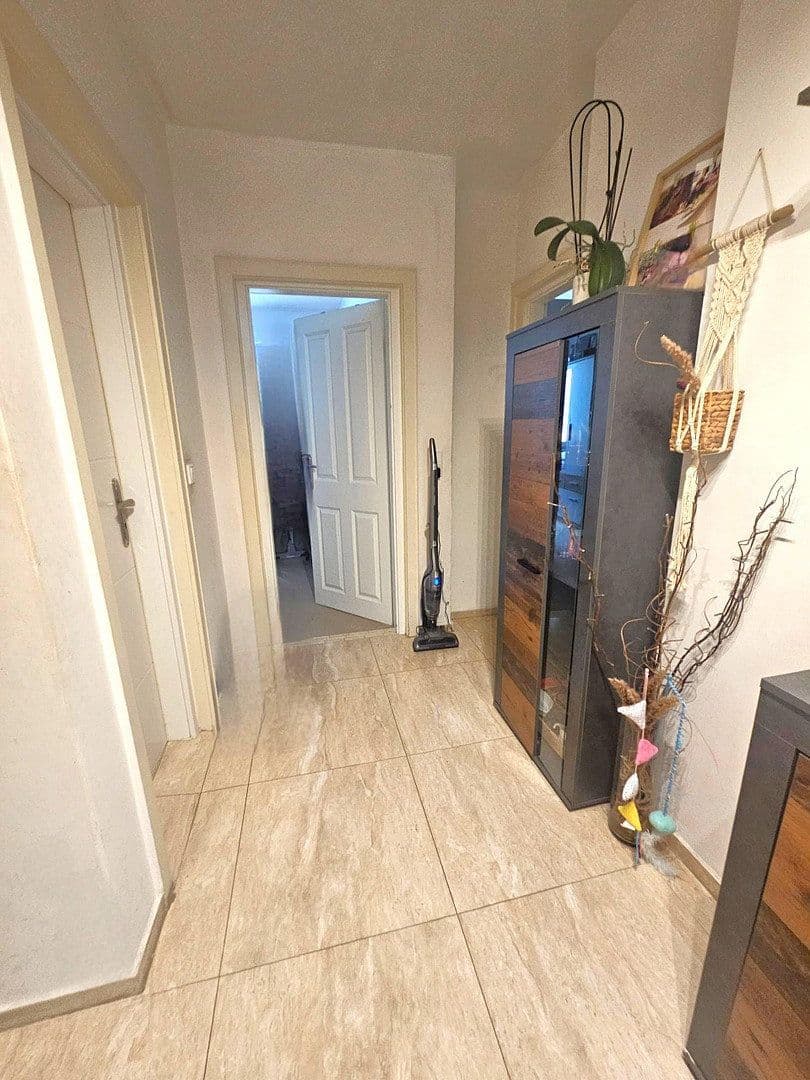 Prenájom bytu 3-izbový 75 m², Faulenstraße 46, Bremen, Brémy Prenájom bytu 3-izbový 75 m², Faulenstraße 46, Bremen, Brémy