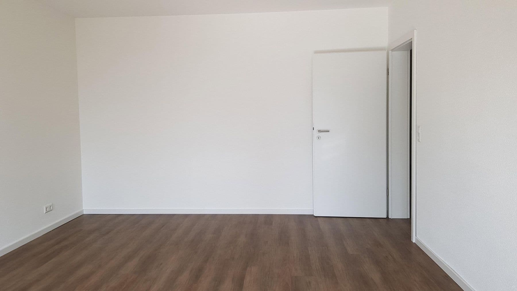 Prenájom bytu 3-izbový 89 m², Linzgaustraße 10, Uhldingen-Mühlhofen, Bádensko-Wurttembersko Prenájom bytu 3-izbový 89 m², Linzgaustraße 10, Uhldingen-Mühlhofen, Bádensko-Wurttembersko