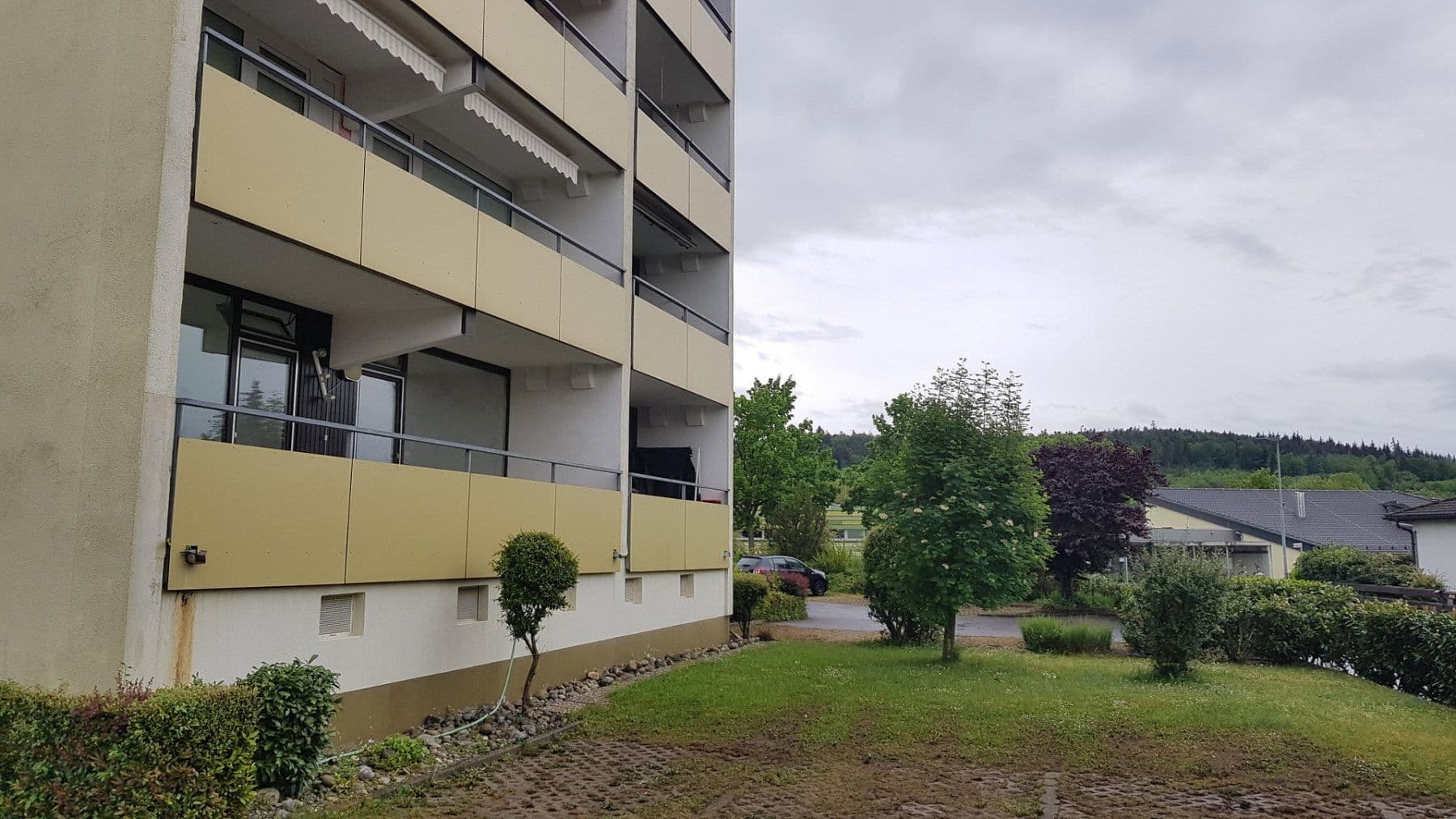 Prenájom bytu 3-izbový 89 m², Linzgaustraße 10, Uhldingen-Mühlhofen, Bádensko-Wurttembersko Prenájom bytu 3-izbový 89 m², Linzgaustraße 10, Uhldingen-Mühlhofen, Bádensko-Wurttembersko