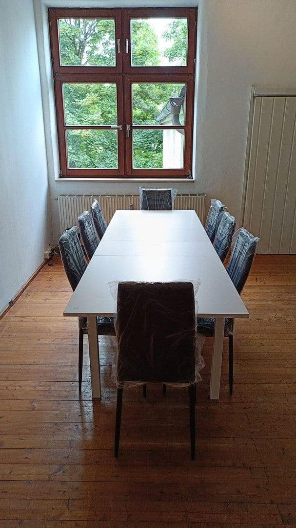 Prenájom bytu 3-izbový 95 m², Moosach München, Bavorsko Prenájom bytu 3-izbový 95 m², Moosach München, Bavorsko