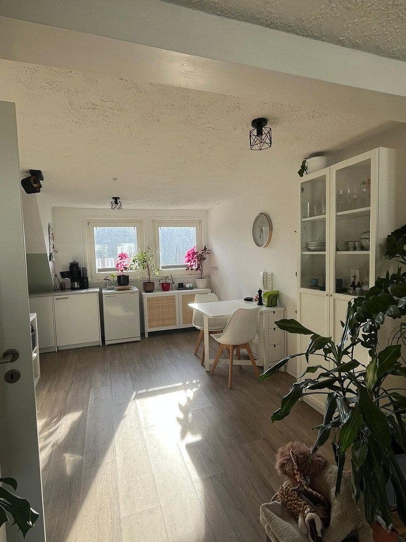Prenájom bytu 2-izbový 49 m², Marconistr. 33, Stuttgart, Bádensko-Wurttembersko Prenájom bytu 2-izbový 49 m², Marconistr. 33, Stuttgart, Bádensko-Wurttembersko