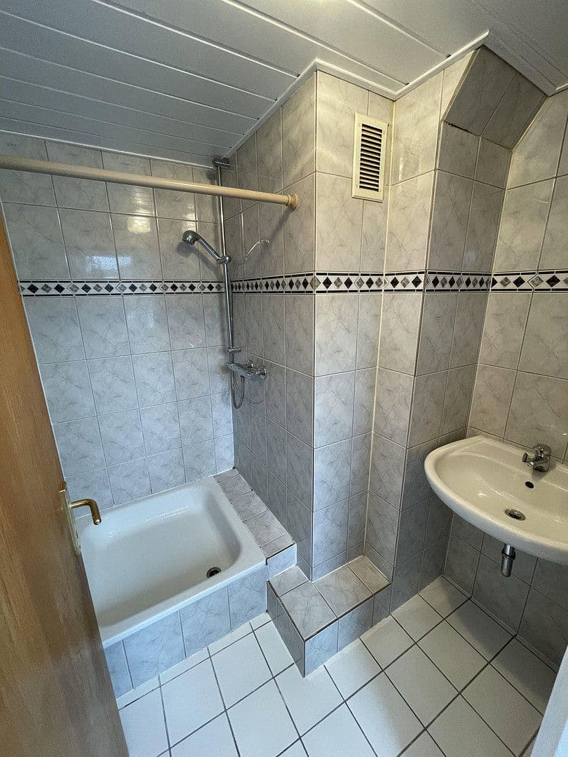 Prenájom bytu 1-izbový 32 m², Duisburg Alt-Homberg, Severné Porýnie - Westfálsko Prenájom bytu 1-izbový 32 m², Duisburg Alt-Homberg, Severné Porýnie - Westfálsko
