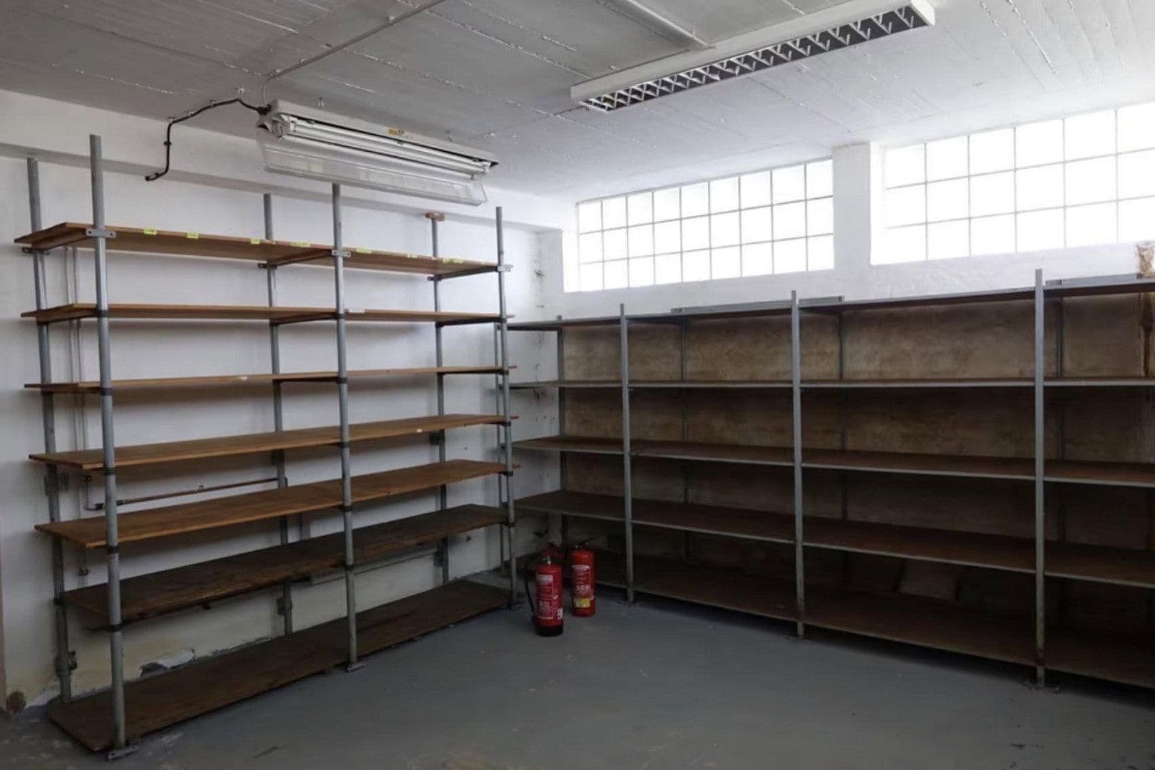 Prenájom nebytového priestoru 330 m², Tönisvorst, Severné Porýnie - Westfálsko Prenájom nebytového priestoru 330 m², Tönisvorst, Severné Porýnie - Westfálsko