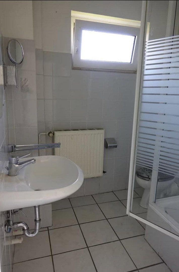 Prenájom nebytového priestoru 330 m², Tönisvorst, Severné Porýnie - Westfálsko Prenájom nebytového priestoru 330 m², Tönisvorst, Severné Porýnie - Westfálsko