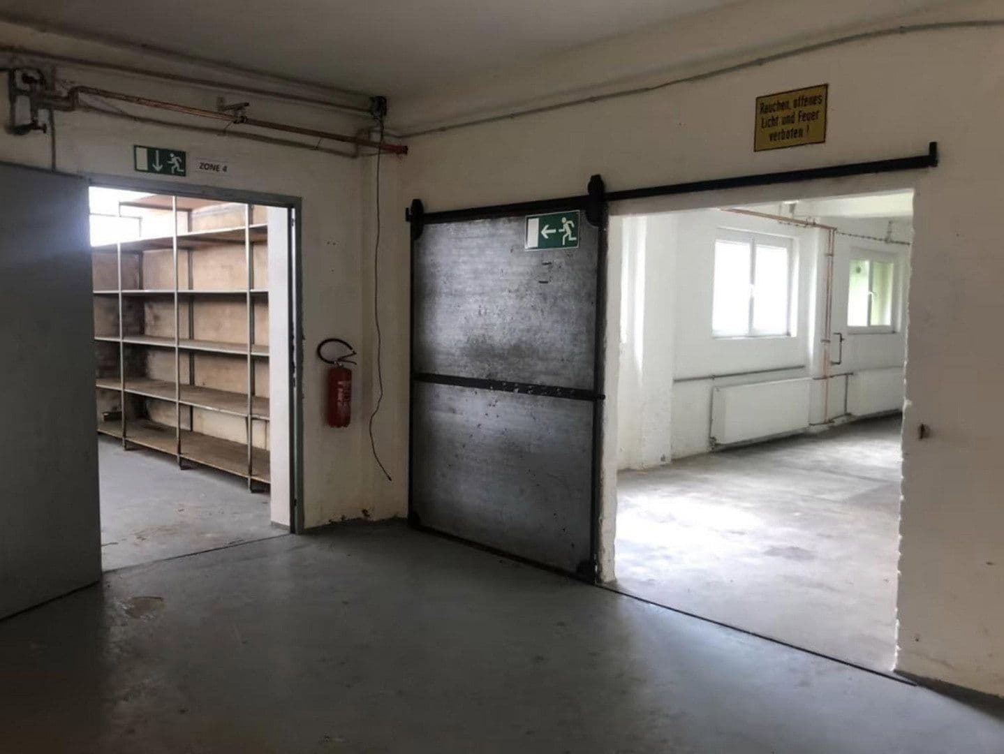Prenájom nebytového priestoru 330 m², Tönisvorst, Severné Porýnie - Westfálsko Prenájom nebytového priestoru 330 m², Tönisvorst, Severné Porýnie - Westfálsko