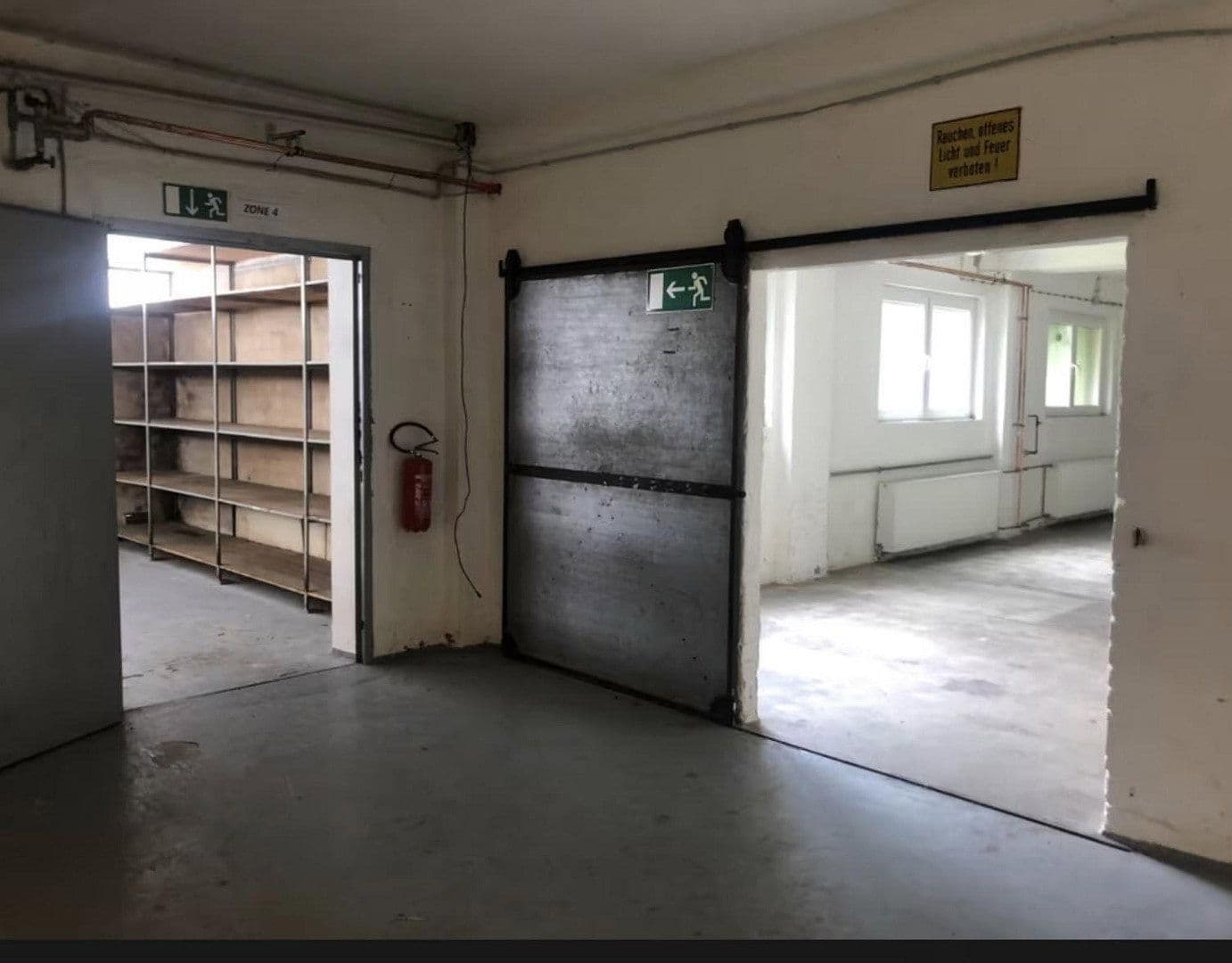 Prenájom nebytového priestoru 330 m², Tönisvorst, Severné Porýnie - Westfálsko Prenájom nebytového priestoru 330 m², Tönisvorst, Severné Porýnie - Westfálsko