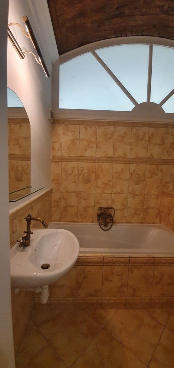 Predaj bytu 2-izbový 56 m², Umělecká, Praha, Praha Predaj bytu 2-izbový 56 m², Umělecká, Praha, Praha