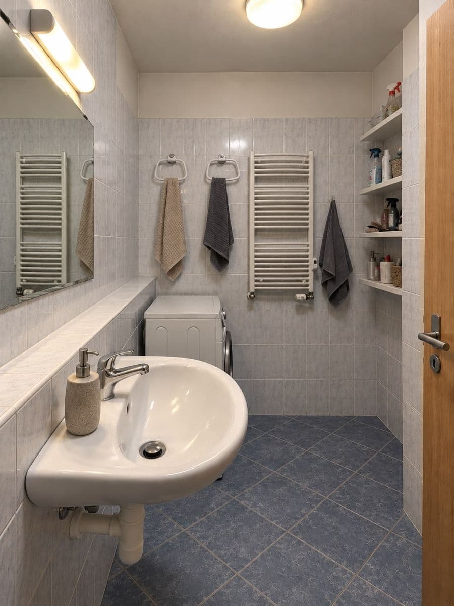 Prenájom bytu 3-izbový 101 m², Voskovcova, Praha, Praha Prenájom bytu 3-izbový 101 m², Voskovcova, Praha, Praha
