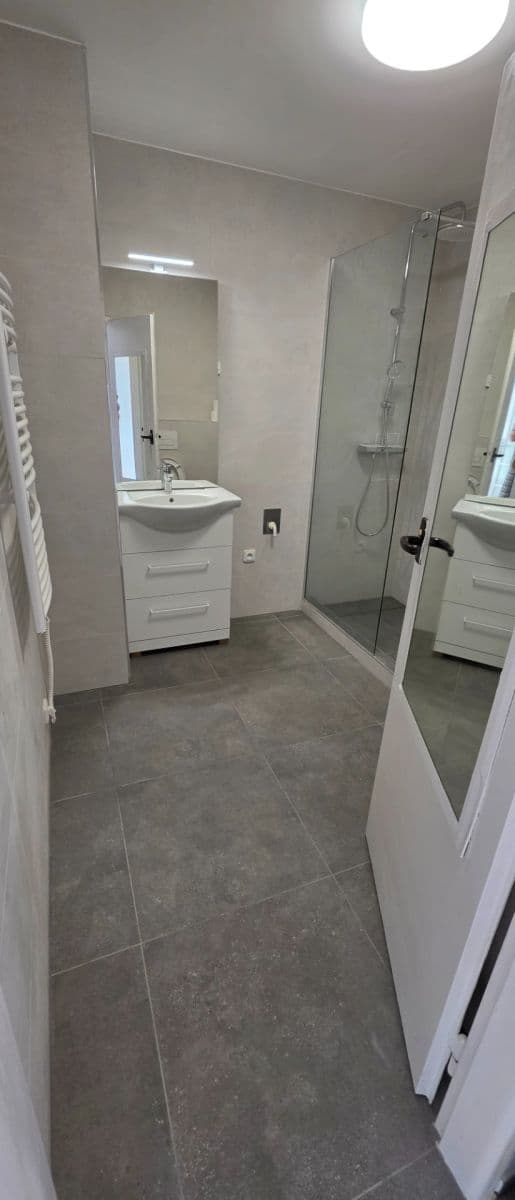 Prenájom bytu 2-izbový 53 m², Jankovcova, Praha, Praha Prenájom bytu 2-izbový 53 m², Jankovcova, Praha, Praha