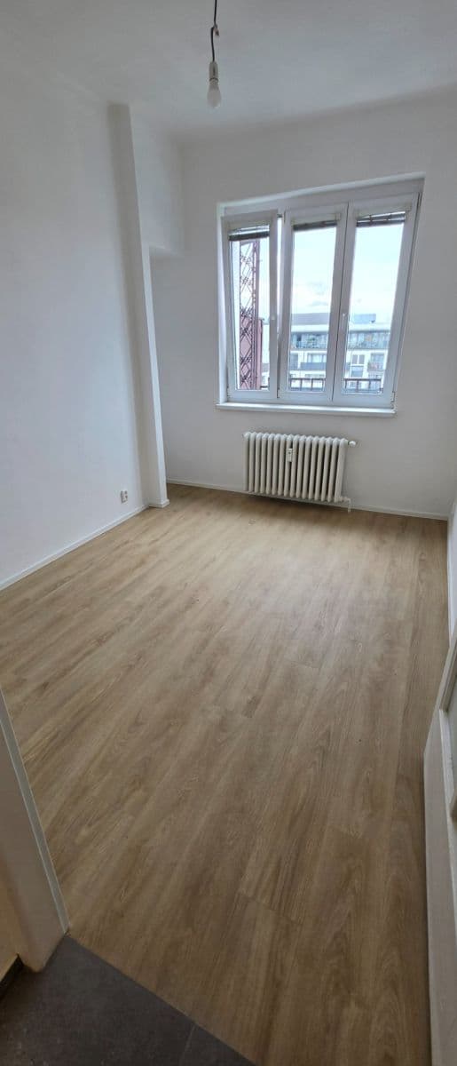 Prenájom bytu 2-izbový 53 m², Jankovcova, Praha, Praha Prenájom bytu 2-izbový 53 m², Jankovcova, Praha, Praha