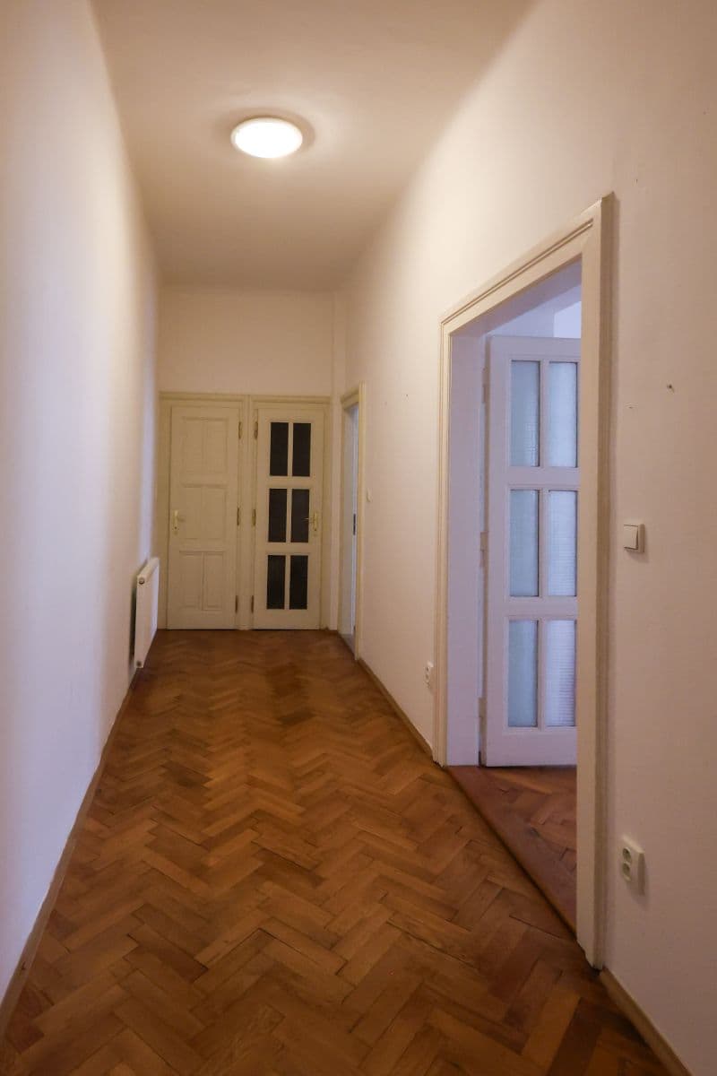 Prenájom bytu 2-izbový 110 m², Na Hutích, Praha, Praha Prenájom bytu 2-izbový 110 m², Na Hutích, Praha, Praha